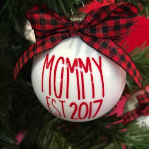 New dad ornament, first Christmas, new dad gift, pregnancy announcment, Buffalo plaid, christmas tree ornament, personalized ornament, mom