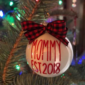 New mom ornament, first Christmas, new dad gift, pregnancy announcment, Buffalo plaid, christmas tree ornament, personalized ornament,2019