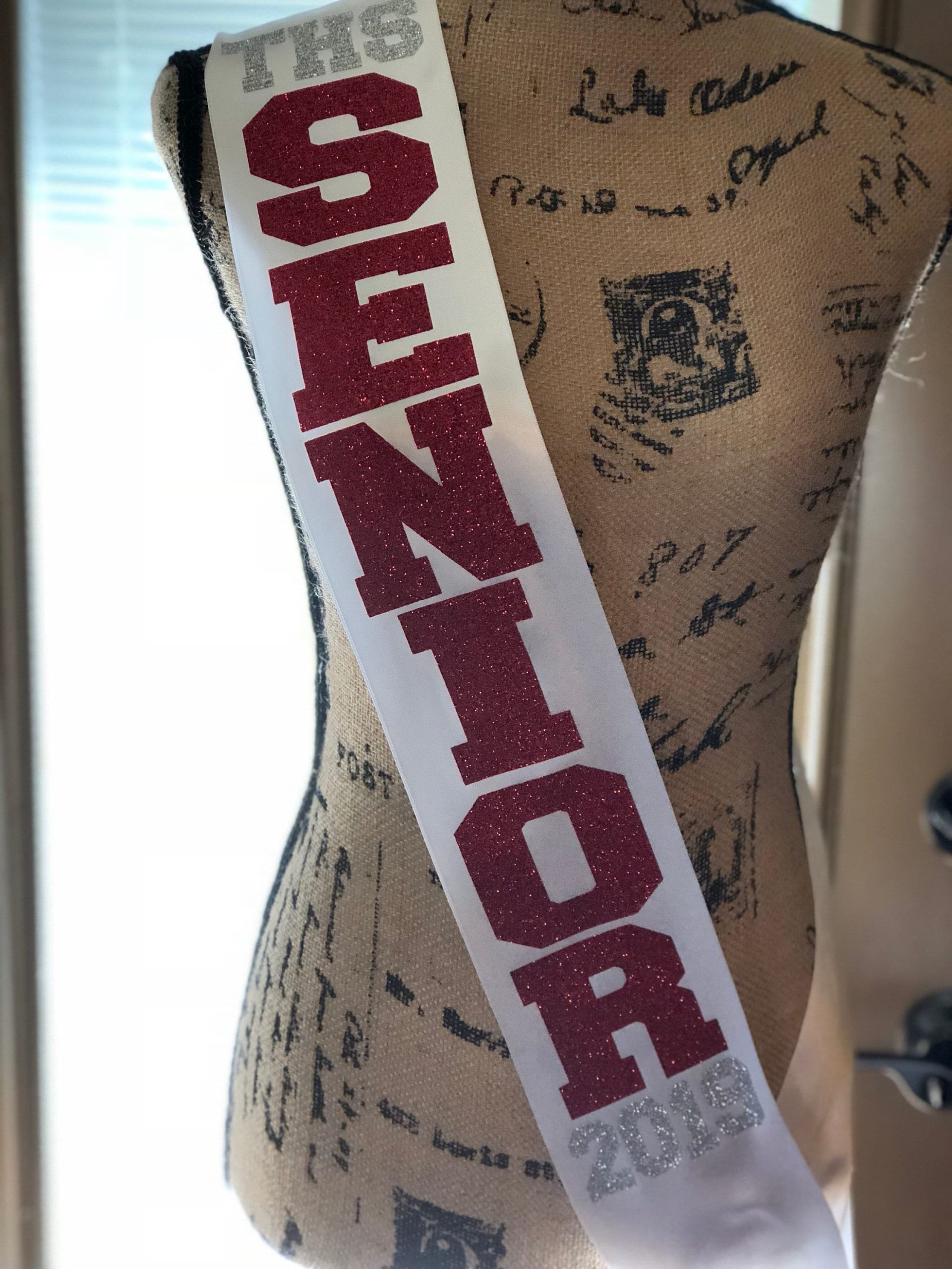 Senior sash, class of 2020, homecoming sash, senior shirt, graduation shirt, prom queen, gliter sash, back to school, bridesmaid sash